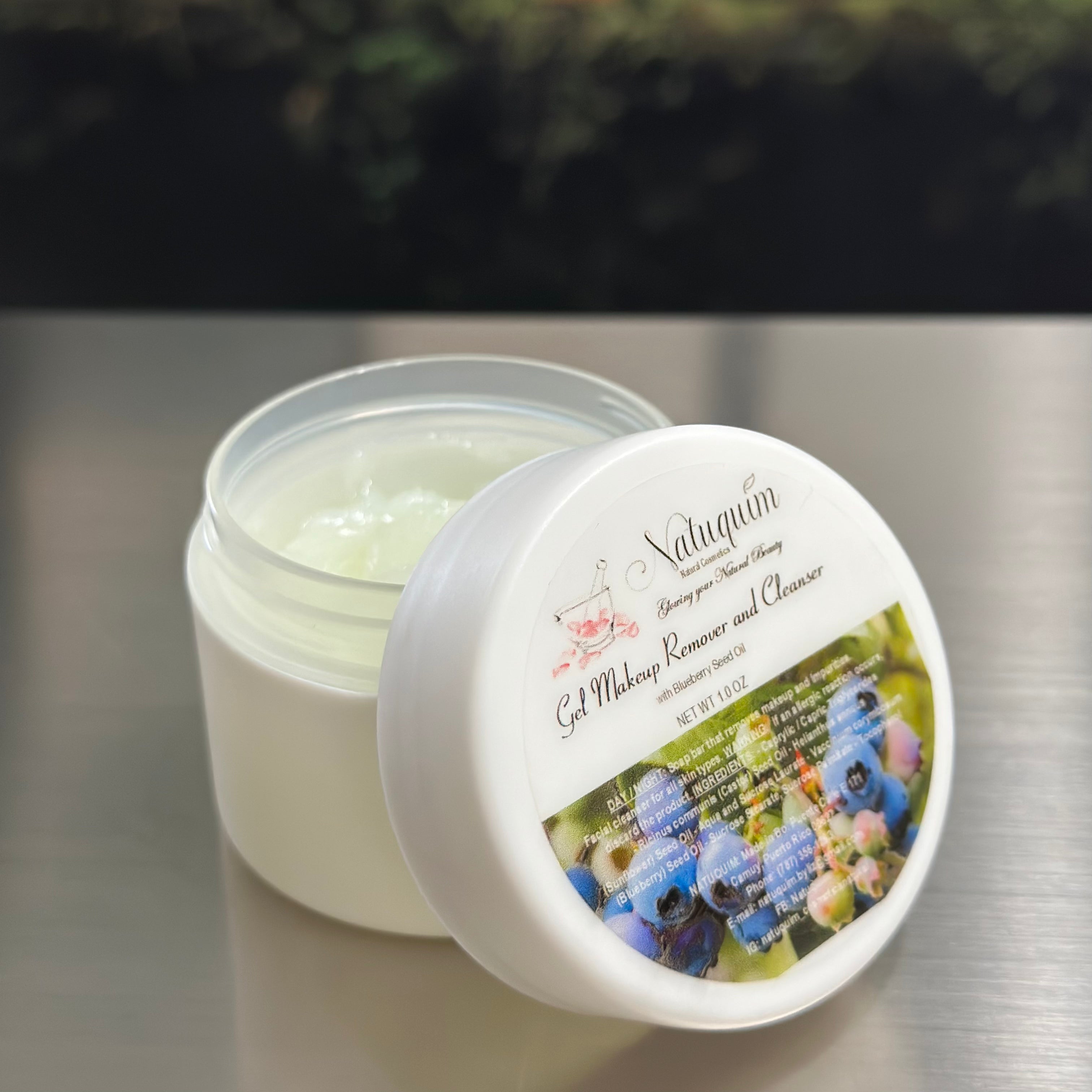 Gel Makeup Remover and Cleanser